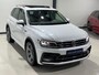 Volkswagen Tiguan 2.0 TSI 4Motion R Line DSG Navigatie systeem / Camera / Cruise Control / Climate control / etc..