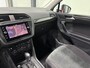 Volkswagen Tiguan 2.0 TSI 4Motion R Line DSG Navigatie systeem / Camera / Cruise Control / Climate control / etc..