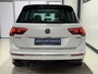Volkswagen Tiguan 2.0 TSI 4Motion R Line DSG Navigatie systeem / Camera / Cruise Control / Climate control / etc..