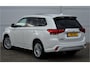 Mitsubishi Outlander PHEV 2.4 INSTYLE 4WD | PLUG IN HYBRID | V2G | FULL OPTIONS | SCHUIFDAK | ADAPTIEF CRUISE | FABRIEKSGARANTIE TOT 21-04-2029* | ALL IN RIJKLAARPRIJS
