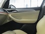 BMW X3 xDrive30i xLine - Pano - Trekhaak - Memoryzetel - Camera - Head-Up