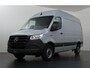Mercedes-Benz eSprinter 314 L2 H2 Pro 81kWh | Trekhaak | Stoelverwarming | 3-zits | Climate Control | Achteruitrijcamera | Airco | Cruise Control |