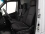 Mercedes-Benz eSprinter 314 L2 H2 Pro 81kWh | Trekhaak | Stoelverwarming | 3-zits | Climate Control | Achteruitrijcamera | Airco | Cruise Control |