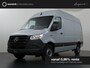 Mercedes-Benz eSprinter 314 L2 H2 Pro 81kWh | Trekhaak | Stoelverwarming | 3-zits | Climate Control | Achteruitrijcamera | Airco | Cruise Control |