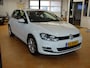Volkswagen Golf 1.2 TSI Highline Automatische airco, navigatie, cruise controle, parkeersensoren voor en achter, trekhaak, licht metalen velgen, vier seizoenen banden, enz.