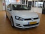 Volkswagen Golf 1.2 TSI Highline Automatische airco, navigatie, cruise controle, parkeersensoren voor en achter, trekhaak, licht metalen velgen, vier seizoenen banden, enz.