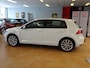 Volkswagen Golf 1.2 TSI Highline Automatische airco, navigatie, cruise controle, parkeersensoren voor en achter, trekhaak, licht metalen velgen, vier seizoenen banden, enz.