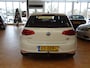 Volkswagen Golf 1.2 TSI Highline Automatische airco, navigatie, cruise controle, parkeersensoren voor en achter, trekhaak, licht metalen velgen, vier seizoenen banden, enz.