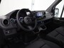 Mercedes-Benz eSprinter 314 L2 H2 Pro 81kWh | Trekhaak | Stoelverwarming | 3-zits | Climate Control | Achteruitrijcamera | Airco | Cruise Control |