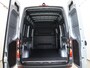 Mercedes-Benz eSprinter 314 L2 Pro 81kWh 100% elektrisch | 2000kg Trekhaak | 115Kw/u DC Snelladen | Smartphone integratie pakket | Carplay | Camera | Comfort bestuurdersstoel |