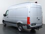Mercedes-Benz eSprinter 314 L2 Pro 81kWh 100% elektrisch | 2000kg Trekhaak | 115Kw/u DC Snelladen | Smartphone integratie pakket | Carplay | Camera | Comfort bestuurdersstoel |