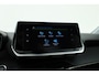 Peugeot e-208 EV Allure Pack 50 kWh | Stoelverw. | NAV+CarPlay | Camera+PDC | Cruise | DAB | ACC | LED | 16'' V