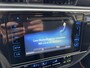 Toyota Auris Touring Sports 1.8 HYBRID ASPIRATION NAVI STOELVERW AFN-TREKHAAK CAMERA ALLSEASON LM-VELGEN BLUETOOTH CRUISE