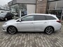 Toyota Auris Touring Sports 1.8 HYBRID ASPIRATION NAVI STOELVERW AFN-TREKHAAK CAMERA ALLSEASON LM-VELGEN BLUETOOTH CRUISE