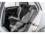 Volkswagen Golf 1.5 TSI Highline Business R DSG PANO