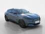 Ford Mustang Mach-E Extended Premium RWD 88 kWh | Verwachte Levertijd 3 Weken | Prijs Inclusief €2.000,- Ford Voordeel | 600km WLTP Rijbereik | Verwarmbaar Stuur | Verwarmbare Voorstoelen | Verwarmbare Voorruit | B&O Premium Audio | 360 graden camera | Elektrisch Bedienbare Achterklep