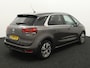 Citroën C4 Picasso 1.2 PureTech Intensive Airco auto, Achteruitrijcamera, Cruise control, Bluetooth, Stuur multifunctioneel, Regensensor, Parkeersensor achter, Brake Assist System, Hill hold, Keyless entry, Warmtewerende voorruit, An De Citroën C4 Picasso 1.2 PureTech Intensive uit 2015 is een ruime en comfortabele gezinsauto met een modern ontwerp. De 1.2 PureTech benzinemotor levert voldoende vermogen en is tegelijkerti