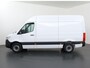 Mercedes-Benz Sprinter 315 | Aut. | L2 H2 | RWD | PRO | 3500 KG. AHW | Airco | Cruise Control | 3500 KG. AHW | Carplay / Android Auto | Dodehoekassistent | Lane-Assist | Multifunctioneel Stuurwiel | 3-zits |