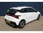 Hyundai i20 1.0 T-GDI MHEV 100pk DCT Automaat Comfort Smart | Navigatie | Parkeercamera | Airco | Apple Carplay/Android Auto | Lichtmetalen velgen |