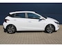 Hyundai i20 1.0 T-GDI MHEV 100pk DCT Automaat Comfort Smart | Navigatie | Parkeercamera | Airco | Apple Carplay/Android Auto | Lichtmetalen velgen |