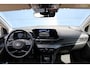 Hyundai i20 1.0 T-GDI MHEV 100pk DCT Automaat Comfort Smart | Navigatie | Parkeercamera | Airco | Apple Carplay/Android Auto | Lichtmetalen velgen |