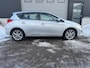 Toyota Auris 1.8 Hybrid / Cruise / PDC / Camera