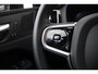 Volvo XC60 T6 350PK Plug-in hybrid AWD Ultra Dark | Luchtvering | Panoramisch schuif-/klanteldak | Adaptive Cruise & Pilot Assist | Premium Harman/Kardon Audio | 4 Season banden | Trekhaak |