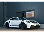 Porsche 911 4.0 GT3 RS | Weissach | Keramische PCCB | Lift | Exclusive Manufaktur | Bose Sound | Full Xpel PPF | Sport Chrono | PDLS+ Black | 525PK | Alcantara | Carbon | BTW | 992 | GT3RS | Clubsport pakket | Camera | Sfeerverlichting | Apple & Android Carplay | 2025 | Indigo Blauw | Fabrieksgarantie.