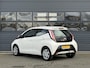 Toyota Aygo 1.0 VVT-I X-PLAY I DEALER ONDERHOUDEN I TREKHAAK I P-CAMERA I AIRCONDITIONING I 5-DEURS