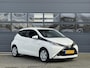 Toyota Aygo 1.0 VVT-I X-PLAY I DEALER ONDERHOUDEN I TREKHAAK I P-CAMERA I AIRCONDITIONING I 5-DEURS