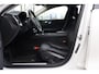 Volvo V60 2.0 B3 Core | Cruise Control | Navigatie | Apple CarPlay & Android Auto | Parkeercamera | Stoel-/Stuurverwarming | Lederen Bekleding |