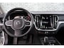 Volvo V60 2.0 B3 Core | Cruise Control | Navigatie | Apple CarPlay & Android Auto | Parkeercamera | Stoel-/Stuurverwarming | Lederen Bekleding |