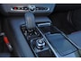 Volvo V90 T6 Recharge AWD Ultra Dark - Panorama/schuifdak - IntelliSafe Assist & Surround - 360º Camera - Harman/Kardon audio - Adaptieve LED koplampen - Verwarmde voorstoelen, stuur & achterbank - Parkeersensoren voor & achter - Elektr. bedienb. voorstoelen met geheugen - Head up display - Elektr. inklapbare trekhaak - 19' LMV