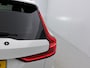 Volvo V60 2.0 B3 Momentum Advantage | Adaptive cruise | 19" | Leder | Stoe