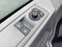 Volkswagen e-Transporter Bedrijfswagens Bestelwagen L1 218pk 64kWh Elektrische aandrijving | Bijrijdersbank | Trekhaak, vast | Navigatiesysteem 13" met draadloos App-Connect | Achterdeuren zonder ruit |