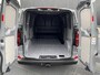 Volkswagen e-Transporter Bedrijfswagens Bestelwagen L1 218pk 64kWh Elektrische aandrijving | Bijrijdersbank | Trekhaak, vast | Navigatiesysteem 13" met draadloos App-Connect | Achterdeuren zonder ruit |