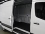 Mercedes-Benz eSprinter 320 L3 H2 PRO | 56 kWh | Navigatiesysteem | DC laden 115 kWh | Winter pakket Plus | Cruise-Controle |