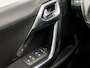 Peugeot 2008 1.2 VTi Allure Pack Premium Plus Automaat (PANORAMADAK, NAVIGATIE, CLIMATE, CRUISE, PDC, LEDER, XENON, NIEUWE APK, NIEUWSTAAT)