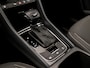 Skoda Karoq 1.0 TSI Black&White Automaat (APPLE CARPLAY, GROOT NAVI, DEALER ONDERHOUDEN, CRUISE CONTROL, GETINT GLAS, SPORTSTOELEN, PARKEERSENSOREN, CRUISE CONTROL, ELEK PAKKET, NIEUWSTAAT)