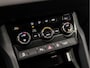 Skoda Karoq 1.0 TSI Black&White Automaat (APPLE CARPLAY, GROOT NAVI, DEALER ONDERHOUDEN, CRUISE CONTROL, GETINT GLAS, SPORTSTOELEN, PARKEERSENSOREN, CRUISE CONTROL, ELEK PAKKET, NIEUWSTAAT)