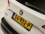 Skoda Karoq 1.0 TSI Black&White Automaat (APPLE CARPLAY, GROOT NAVI, DEALER ONDERHOUDEN, CRUISE CONTROL, GETINT GLAS, SPORTSTOELEN, PARKEERSENSOREN, CRUISE CONTROL, ELEK PAKKET, NIEUWSTAAT)