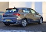 Volkswagen Golf 1.0 TSI 110pk Life | Trekhaak | Apple Carplay/ Android Auto | Parkeersensoren