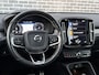 Volvo XC40 2.0 T4 R-Design | Trekhaak | Schuif/kanteldak | Parkeercamera | Stoelverwarming | Draadloos opladen