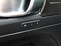 Volvo XC40 2.0 B4 R-Design | Trekhaak | Stoelmemory | Stoel-/stuurverwarming | Harman Kardon