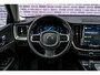 Volvo XC60 2.0 T6 Plug-in hybrid AWD Plus Dark | Adaptieve cruise control | Trekhaak | Stoel- en stuurverwarming | BLIS | Panorama dak |Schuif/kanteldak | Elektrisch verstelbare voorstoelen met geheugen |