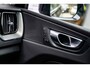 Volvo XC60 2.0 T6 Plug-in hybrid AWD Plus Dark | Adaptieve cruise control | Trekhaak | Stoel- en stuurverwarming | BLIS | Panorama dak |Schuif/kanteldak | Elektrisch verstelbare voorstoelen met geheugen |