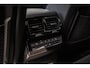 Volkswagen Touareg R 3.0 TSI 462pk 4MOTION | SoH 87% | Panoramadak | Luchtvering | Trekhaak | Achteruitrijcamera | Alarm klasse 3 | Black Style | 22'' LMV