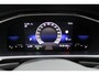 Volkswagen T-Roc 1.5 TSI 150pk R-Line DSG Automaat / LED Matrix IQ / LM 19 inch / Navigatie / Park Assist / Camera / Elektr klep