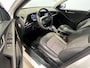 Kia Niro EV DynamicLine 64.8 kWh | Navigatie/Android/Apple Carplay | LM Velgen 17" | Cruise Control Adaptief | Airco |