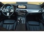 BMW 5-Serie Touring 530i High Executive * M-Sport * Camera * BMW Live Cockpit Professional * Privacy glas *